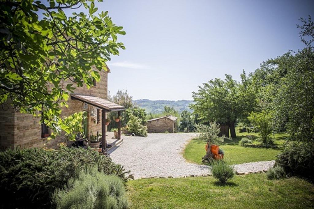 Il Casale Di Aurora Country House Colmurano Eksteriør billede